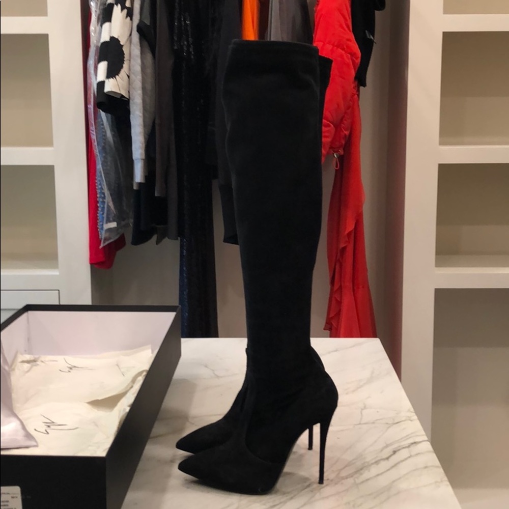 Giuseppe zanotti size 38 boots otk